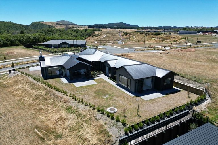 Photo of property in 47 Seven Oaks Drive, Kinloch, Taupo, 3377