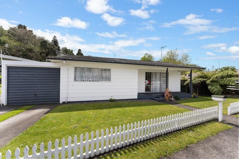 Photo of property in 6 Waterloo Place, Westown, New Plymouth, 4310