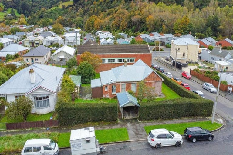 Photo of property in 270 North Road, North East Valley, Dunedin, 9010