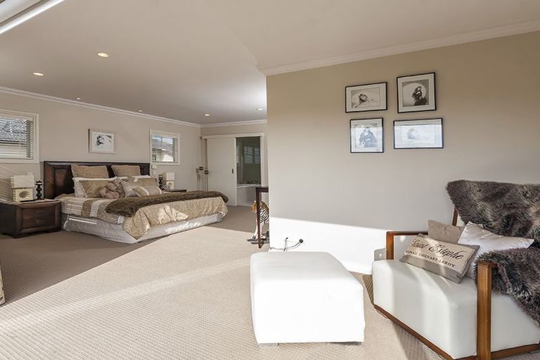 Photo of property in 14 Armstrong Farm Drive, East Tamaki Heights, Auckland, 2016