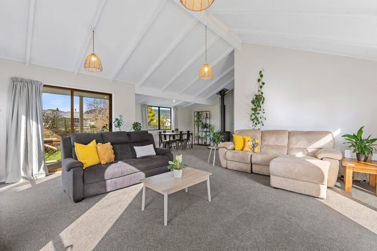 Photo of property in 35 Tennyson Drive, Owhata, Rotorua, 3010