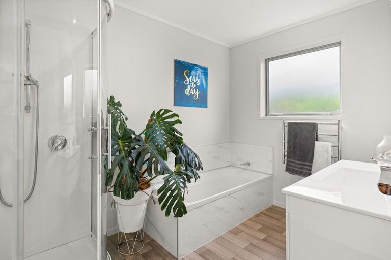 Photo of property in 52 Bunyan Road, Coastlands, Whakatane, 3120