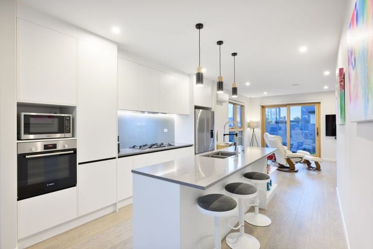 Photo of property in 28 Whakanoho Road, Westgate, Auckland, 0814