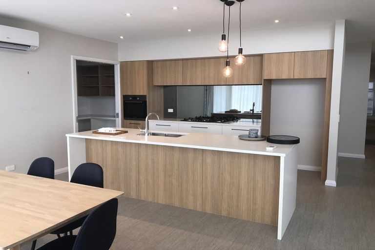 Photo of property in 2 Colonial Drive, Silverdale, 0932