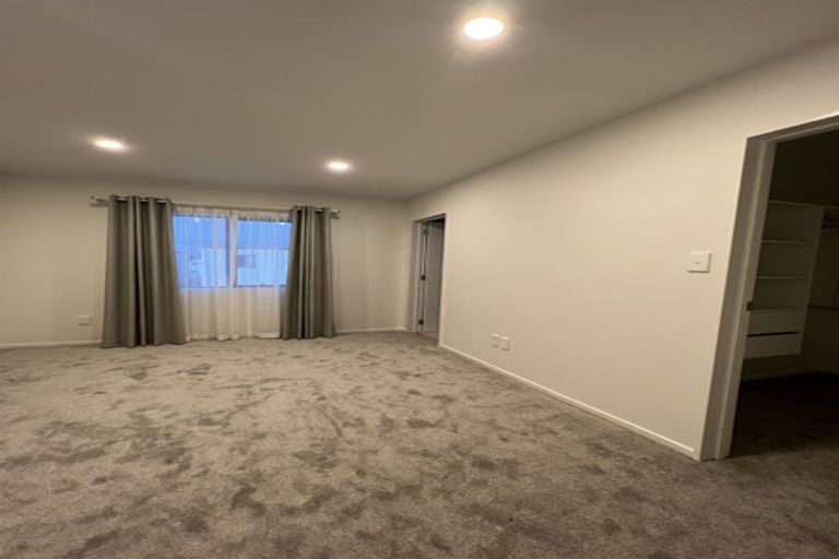 Photo of property in 2 Peara Lane, Karaka, Papakura, 2113