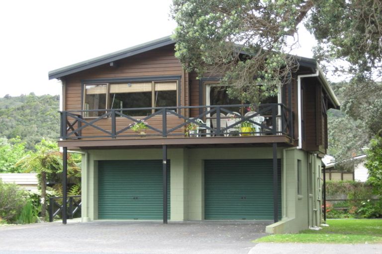 Photo of property in 54 Waiwera Road, Waiwera, Orewa, 0994