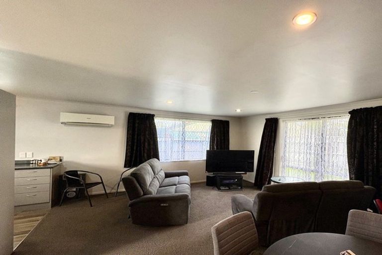 Photo of property in 10a-b Harkness Place, Westport, 7825