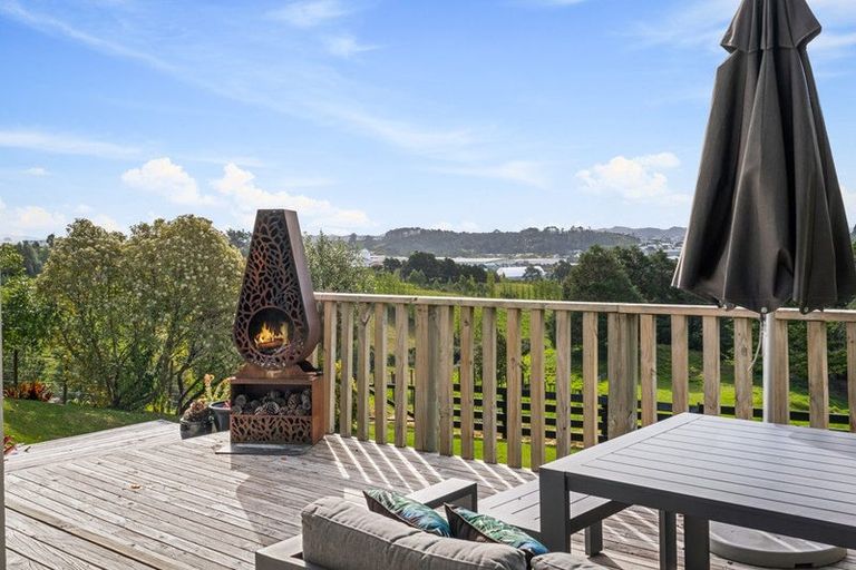 Photo of property in 219 Spur Road, Stillwater, Silverdale, 0993