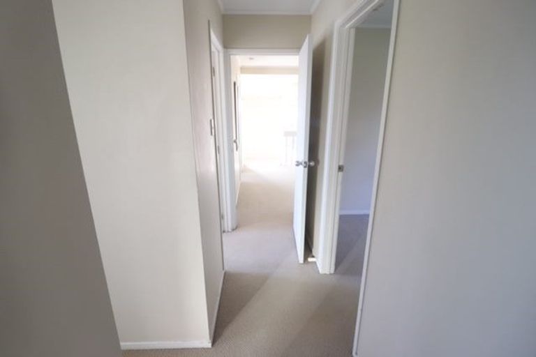 Photo of property in 4a Branston Avenue, Browns Bay, Auckland, 0630