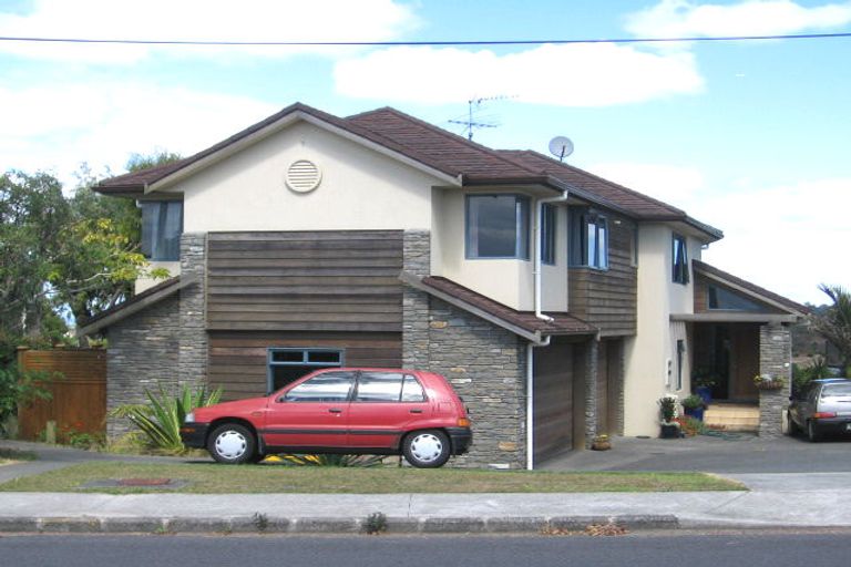 Photo of property in 34 Knights Road, Rothesay Bay, Auckland, 0630