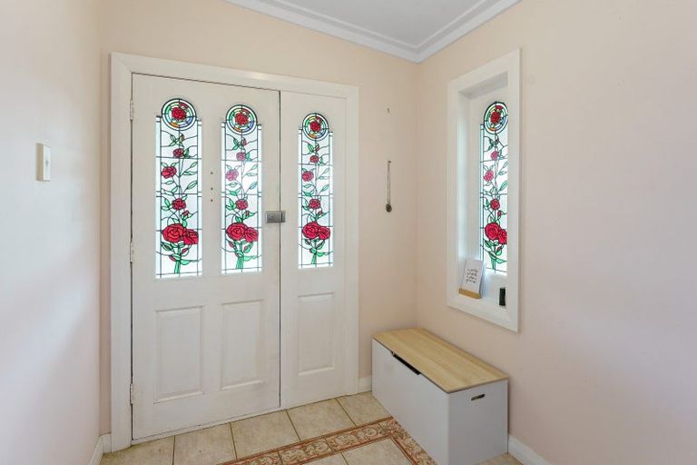 Photo of property in 12 County Road, Otaki, 5512