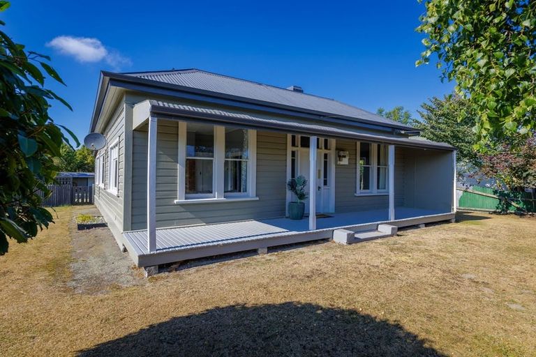 Photo of property in 5 Exeter Street, Waimate, 7924