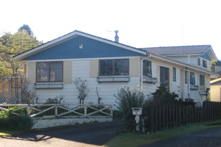 Photo of property in 8 Dalkeith Place, Opaheke, Papakura, 2113