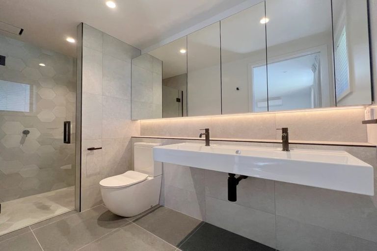 Photo of property in 23 Lakewood Lane, Cambridge, 3434