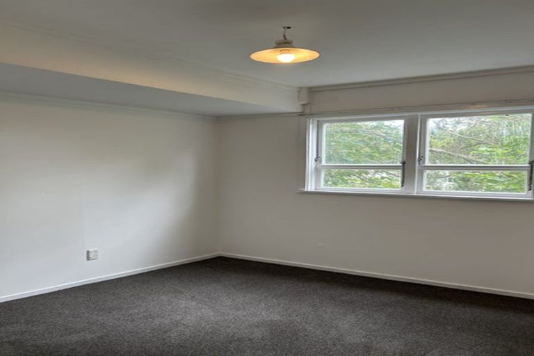 Photo of property in 19 Hadfield Terrace, Kelburn, Wellington, 6012
