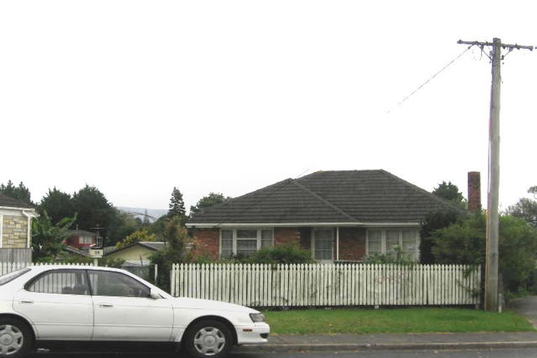 Photo of property in 29 Woodglen Road, Glen Eden, Auckland, 0602