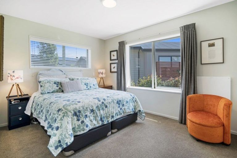 Photo of property in 7 Pukeko Place, Wanaka, 9305