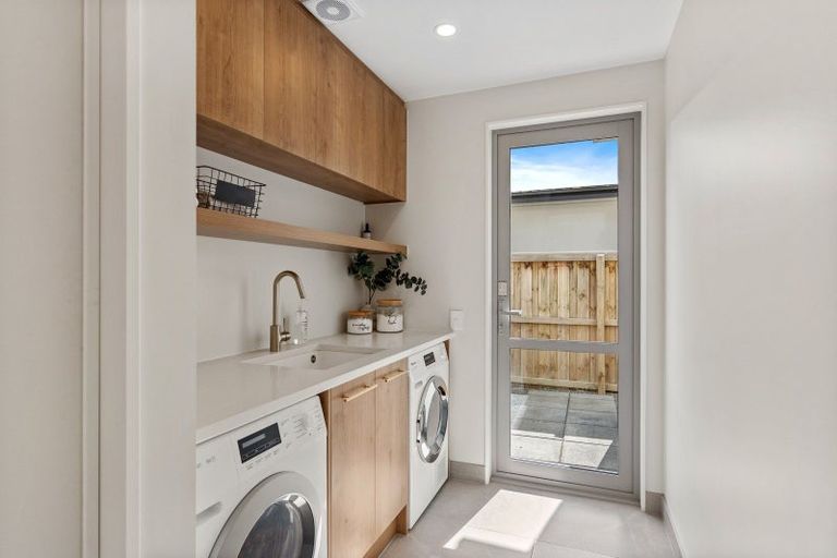 Photo of property in 13 Finstock Way, Rolleston, 7614