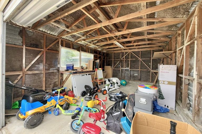 Photo of property in 14 Ruthven Road, Wainuiomata, Lower Hutt, 5014