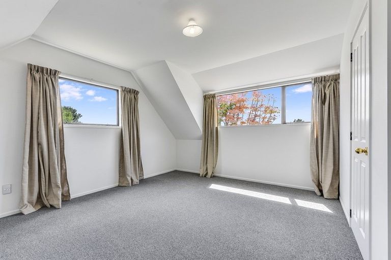 Photo of property in 11 Caulfield Green, Nawton, Hamilton, 3200