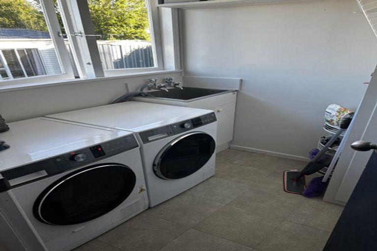 Photo of property in 57 Fairclough Road, Beach Haven, Auckland, 0626