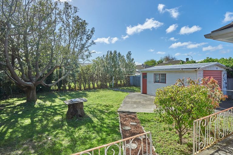 Photo of property in 41 Cardiff Street, Awapuni, Palmerston North, 4412