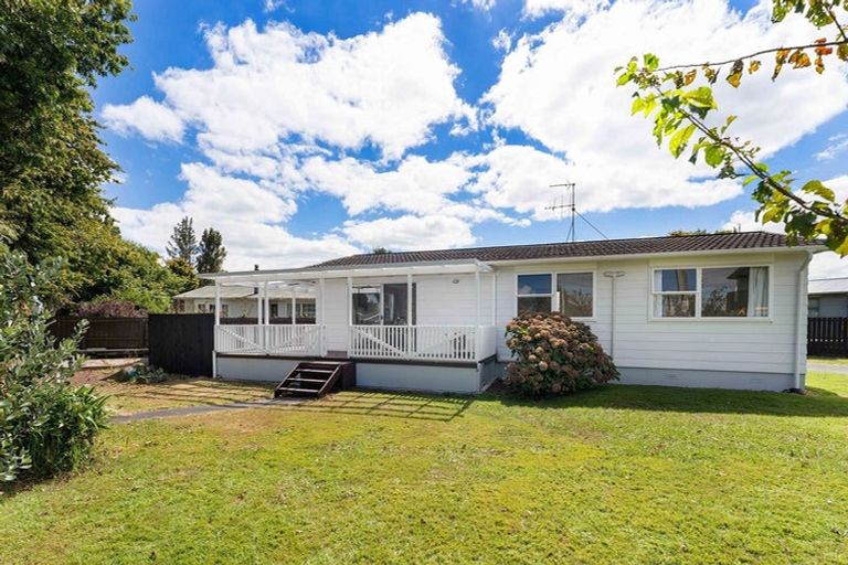 Photo of property in 15 Takanini School Road, Takanini, 2112