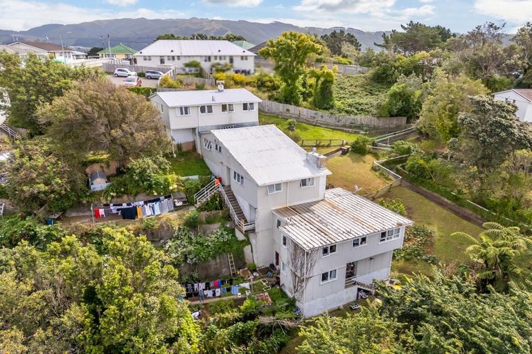 Photo of property in 148-152 Champion Street, Cannons Creek, Porirua, 5024