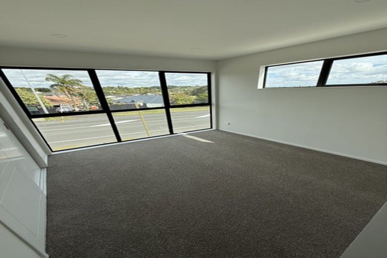 Photo of property in 4/800 Chapel Road, Northpark, Auckland, 2016