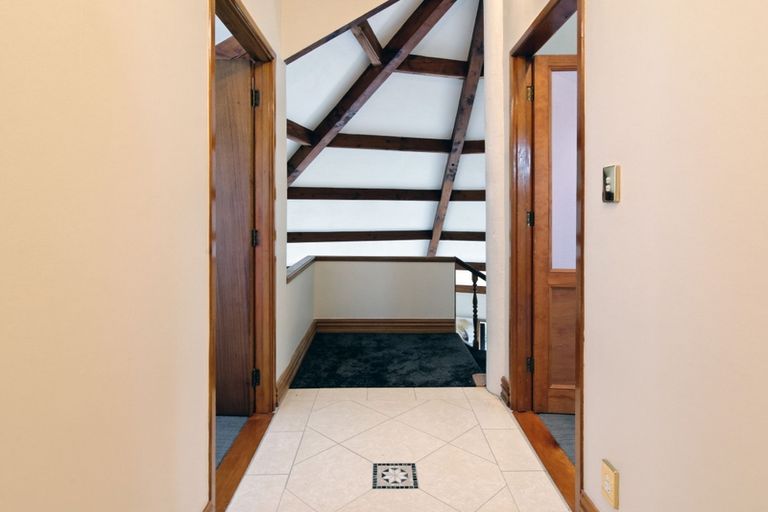 Photo of property in 201 Shaw Road, Titirangi, Auckland, 0604