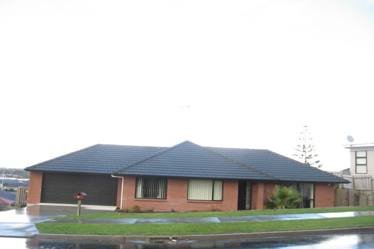 Photo of property in 44 Saralee Drive, Manurewa, Auckland, 2105
