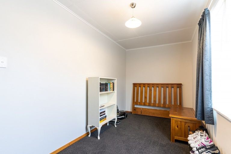 Photo of property in 130 Warwick Street, Feilding, 4702