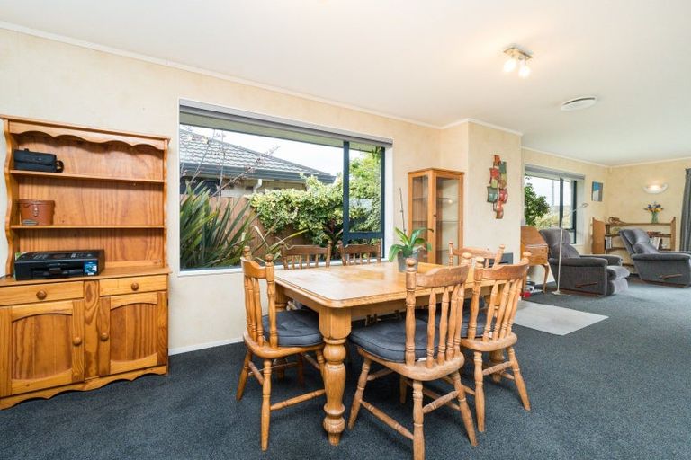 Photo of property in 69 Meridian Grove, Kelvin Grove, Palmerston North, 4414