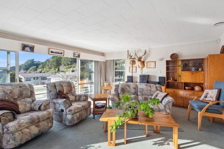 Photo of property in 106 Ruapehu Street, Paraparaumu, 5032