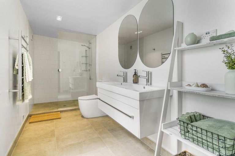 Photo of property in 55 Symonds Street, Onehunga, Auckland, 1061