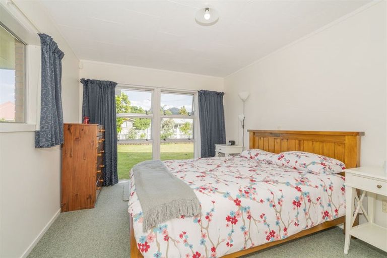 Photo of property in 8 Hamilton Crescent, Whitianga, 3510