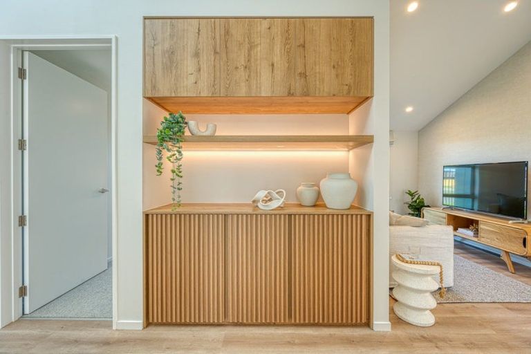 Photo of property in 13 Finstock Way, Rolleston, 7614