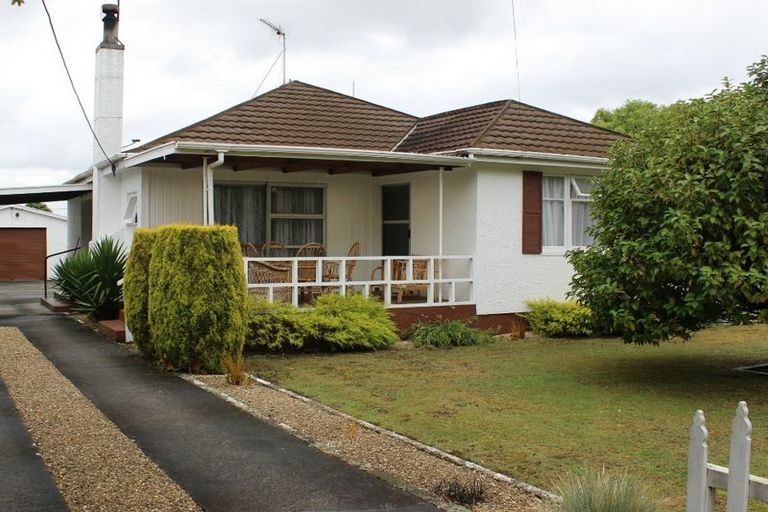 Photo of property in 35 Clifton Avenue, Carterton, 5713