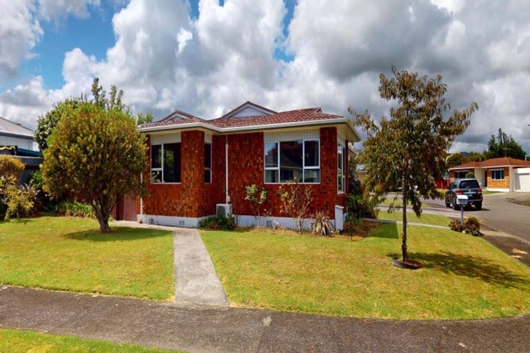 Photo of property in 8 Harrow Street, Levin, 5510