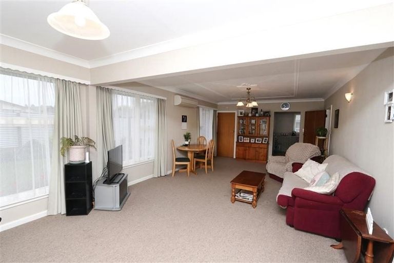 Photo of property in 18 Burnett Street, Ashburton, 7700