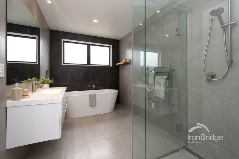 Photo of property in 32 Mills Road, Marshland, Christchurch, 8051