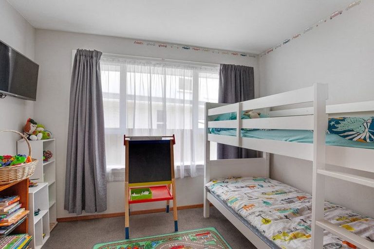 Photo of property in 52 Farrington Avenue, Bishopdale, Christchurch, 8053