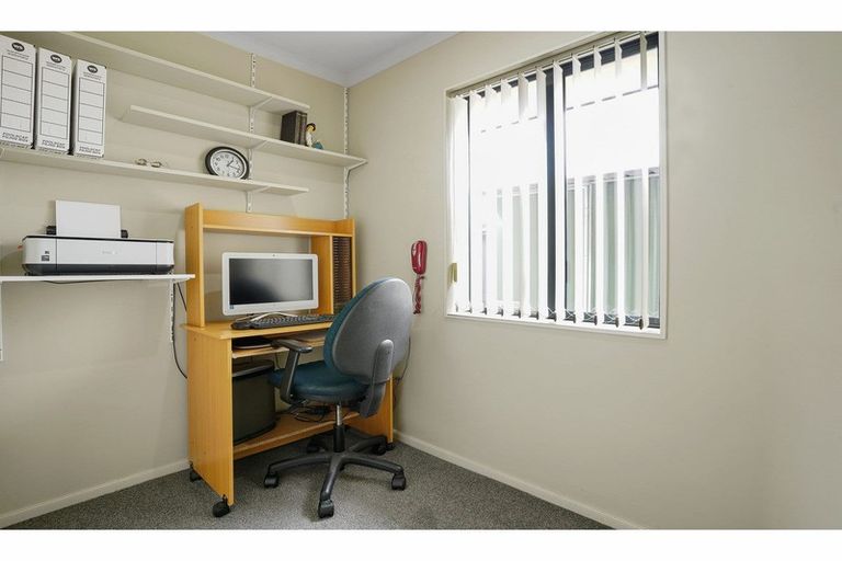 Photo of property in 29a De Havilland Street, Hornby, Christchurch, 8042