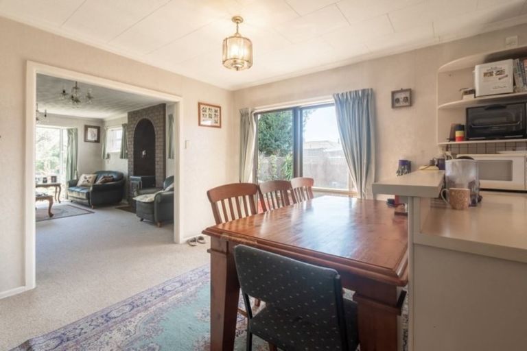Photo of property in 26 Glenora Place, Hornby, Christchurch, 8042