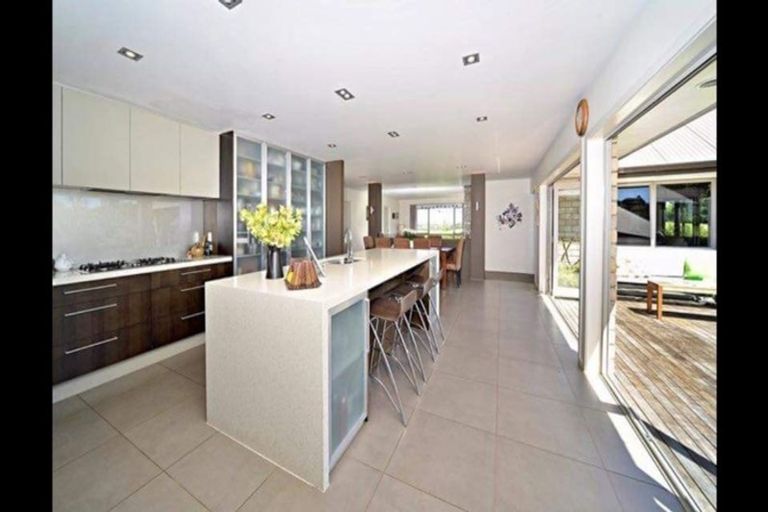 Photo of property in 67 Old Barn Road, Opaheke, Papakura, 2584