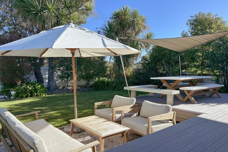 Photo of property in 104 Parkers Road, Tahunanui, Nelson, 7011