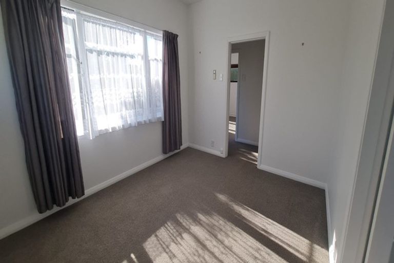 Photo of property in 36 Wilton Street, Levin, 5510