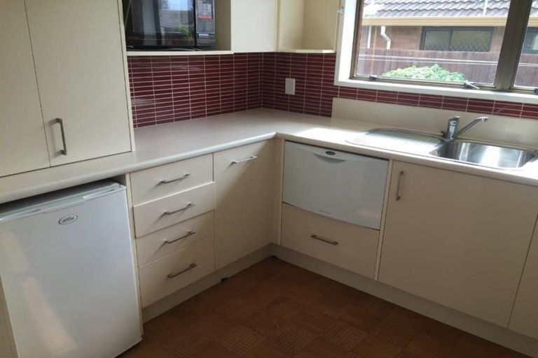 Photo of property in 1/4 Sayers Crescent, Ilam, Christchurch, 8041