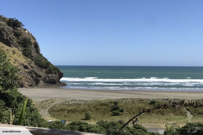 Photo of property in 30 Garden Road, Piha, New Lynn, 0772