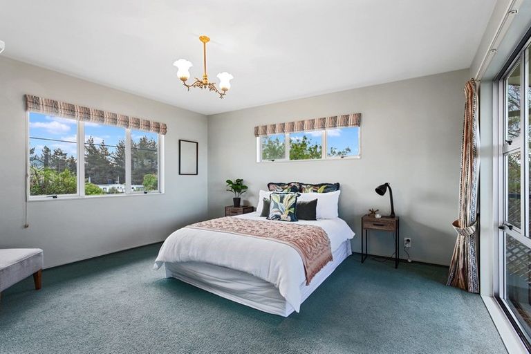 Photo of property in 1 South Crescent, Amberley, 7481